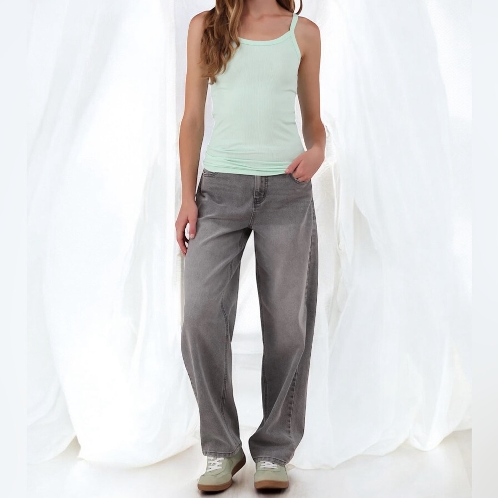 No Boundaries Ribbed Cami - Picture 3 of 5